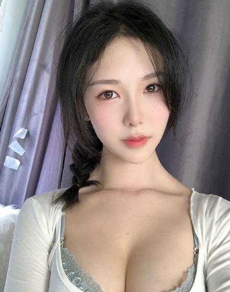 国产传媒久久精品_免费高清日本成人在线