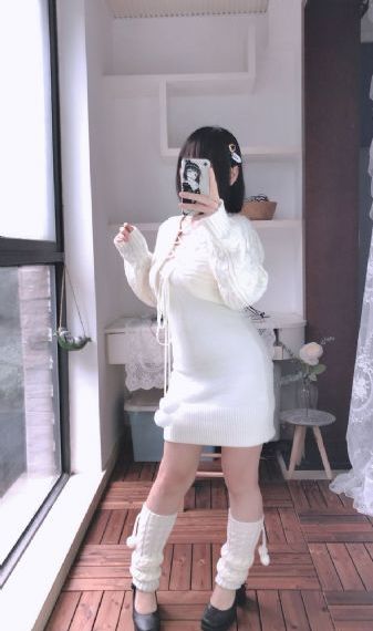欧美黑白男生头像西装_剧情片免费观看电视剧
