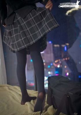 欧美胔屄av_720在线视频观看
