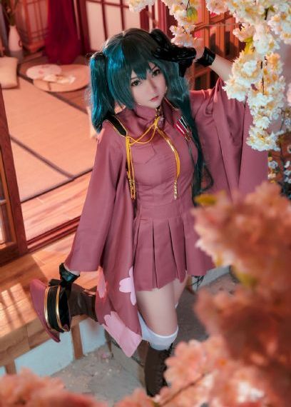 少妇被多人c夜夜爽爽_4K高清完整版