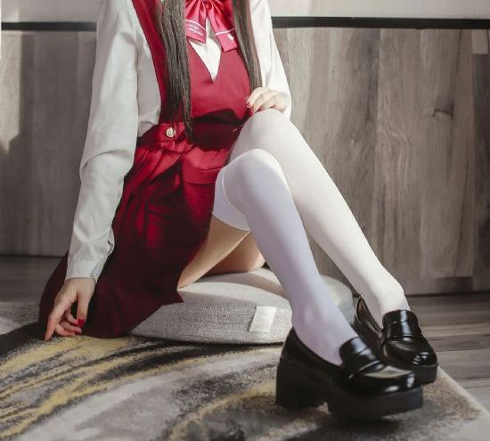欧美贵妇视频_未删减完整版