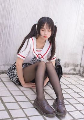 欧美大码女鞋_HD完整版观看