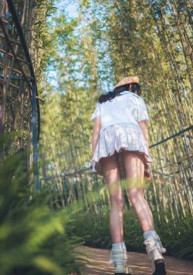 国产剧情新娘发喜帖_在线观看免费电影
